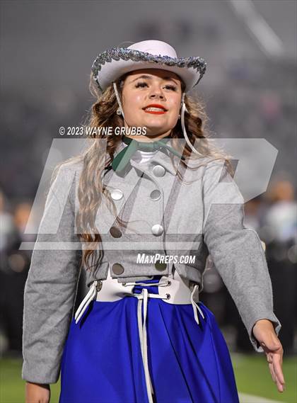 Thumbnail 2 in Reedy vs. Longview (UIL 5A Area Playoff) photogallery.