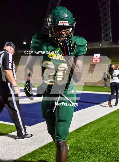 Thumbnail 1 in Reedy vs. Longview (UIL 5A Area Playoff) photogallery.