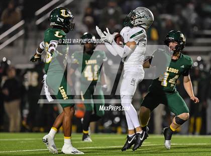 Thumbnail 1 in Reedy vs. Longview (UIL 5A Area Playoff) photogallery.