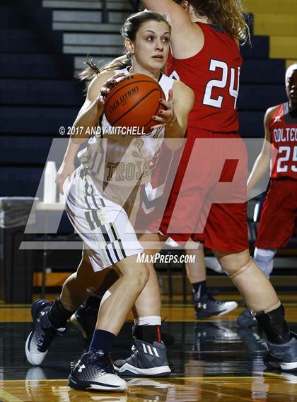 Thumbnail 3 in Ooltewah vs Soddy Daisy (District 5 3A) photogallery.