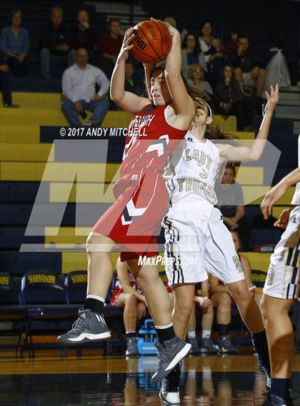 Thumbnail 1 in Ooltewah vs Soddy Daisy (District 5 3A) photogallery.