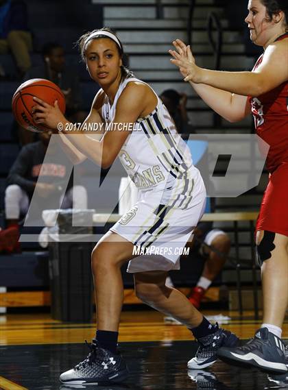 Thumbnail 2 in Ooltewah vs Soddy Daisy (District 5 3A) photogallery.