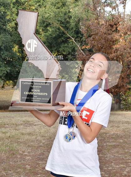 Thumbnail 2 in CIF State Cross Country Championships (Girls Awards) photogallery.