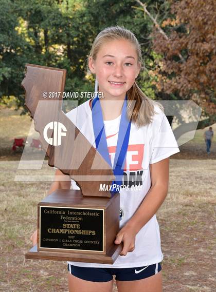 Thumbnail 3 in CIF State Cross Country Championships (Girls Awards) photogallery.