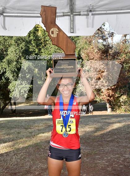 Thumbnail 2 in CIF State Cross Country Championships (Girls Awards) photogallery.