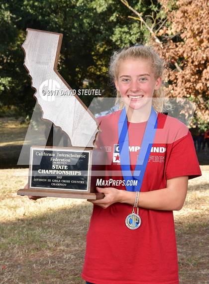 Thumbnail 2 in CIF State Cross Country Championships (Girls Awards) photogallery.