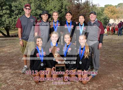 Thumbnail 1 in CIF State Cross Country Championships (Girls Awards) photogallery.