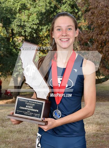 Thumbnail 2 in CIF State Cross Country Championships (Girls Awards) photogallery.