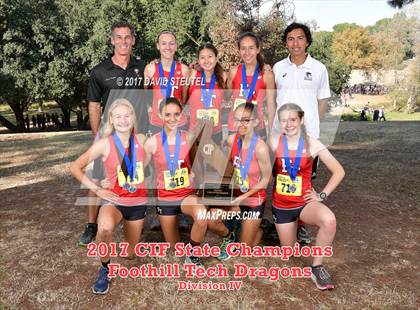 Thumbnail 1 in CIF State Cross Country Championships (Girls Awards) photogallery.