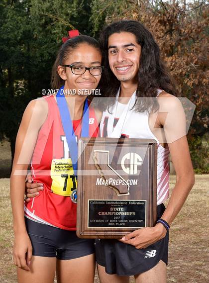 Thumbnail 1 in CIF State Cross Country Championships (Girls Awards) photogallery.
