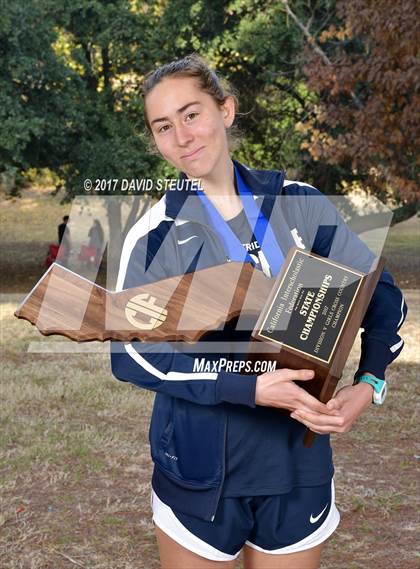 Thumbnail 1 in CIF State Cross Country Championships (Girls Awards) photogallery.