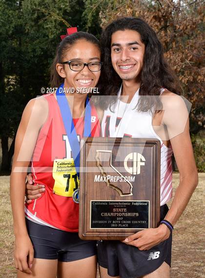 Thumbnail 2 in CIF State Cross Country Championships (Girls Awards) photogallery.