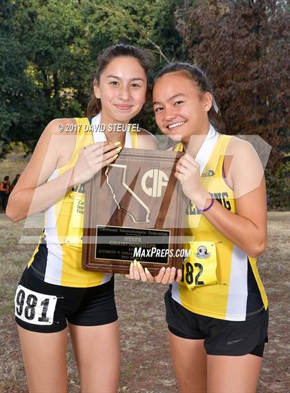 Thumbnail 3 in CIF State Cross Country Championships (Girls Awards) photogallery.