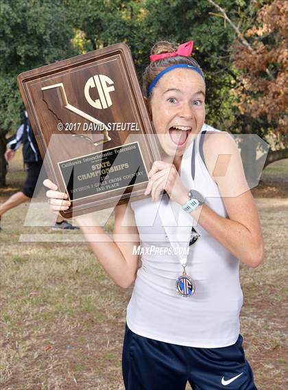 Thumbnail 2 in CIF State Cross Country Championships (Girls Awards) photogallery.