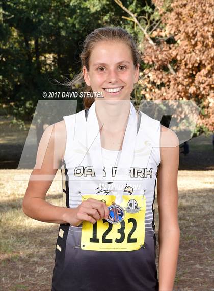 Thumbnail 2 in CIF State Cross Country Championships (Girls Awards) photogallery.
