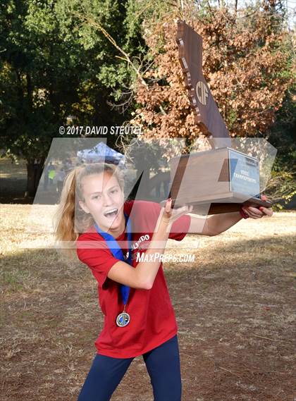 Thumbnail 3 in CIF State Cross Country Championships (Girls Awards) photogallery.