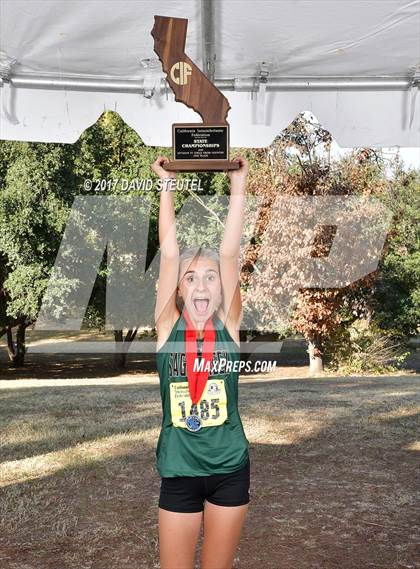Thumbnail 3 in CIF State Cross Country Championships (Girls Awards) photogallery.