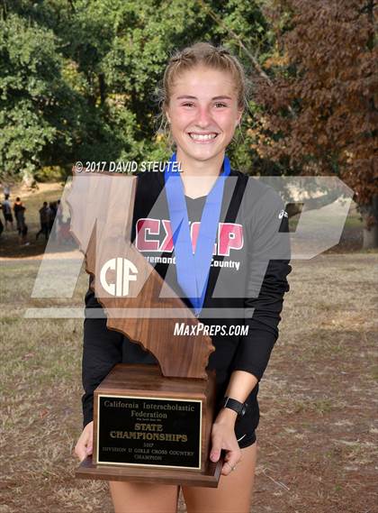 Thumbnail 1 in CIF State Cross Country Championships (Girls Awards) photogallery.