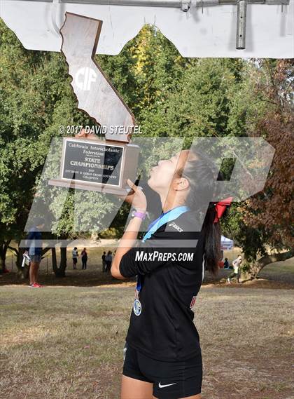 Thumbnail 2 in CIF State Cross Country Championships (Girls Awards) photogallery.
