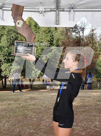 Thumbnail 2 in CIF State Cross Country Championships (Girls Awards) photogallery.