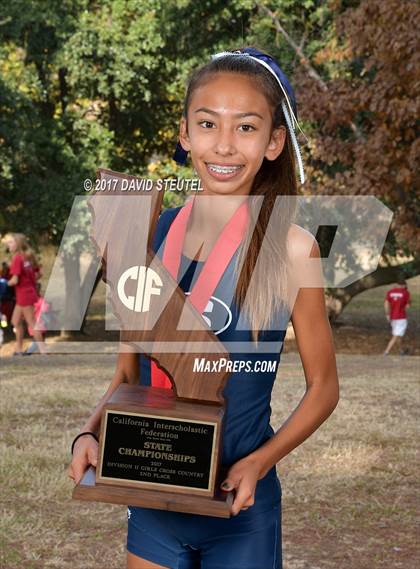 Thumbnail 1 in CIF State Cross Country Championships (Girls Awards) photogallery.