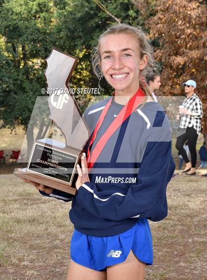 Thumbnail 2 in CIF State Cross Country Championships (Girls Awards) photogallery.