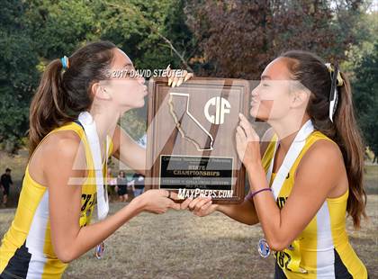 Thumbnail 2 in CIF State Cross Country Championships (Girls Awards) photogallery.