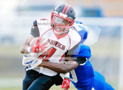 Thumbnail 2 in Vashon vs Lift for Life Academy photogallery.