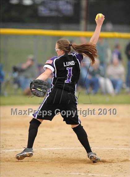 Thumbnail 1 in Grantsburg vs Chequamegon (WIAA D3 Sectional Semifinal) photogallery.