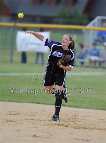 Thumbnail 3 in Grantsburg vs Chequamegon (WIAA D3 Sectional Semifinal) photogallery.