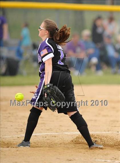 Thumbnail 3 in Grantsburg vs Chequamegon (WIAA D3 Sectional Semifinal) photogallery.