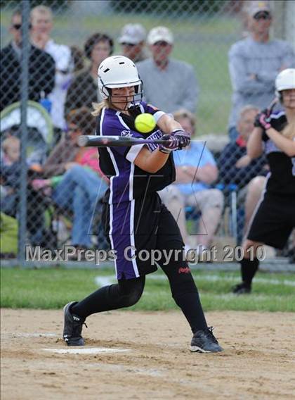 Thumbnail 2 in Grantsburg vs Chequamegon (WIAA D3 Sectional Semifinal) photogallery.