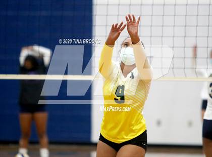 Thumbnail 3 in White Oak @ Jacksonville photogallery.