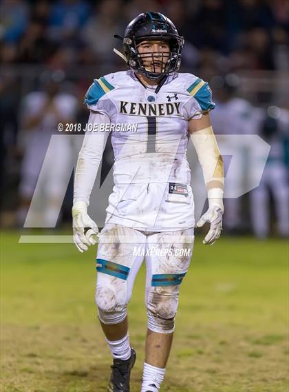 Thumbnail 3 in Kennedy vs. Shafter (CIF CS D5 Final) photogallery.
