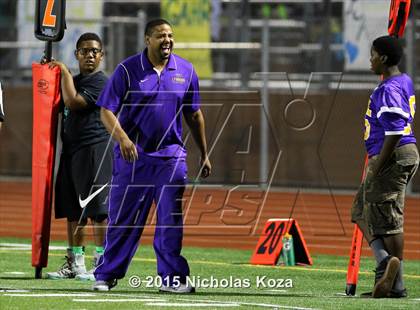 Thumbnail 2 in  Lynwood vs. Gahr photogallery.
