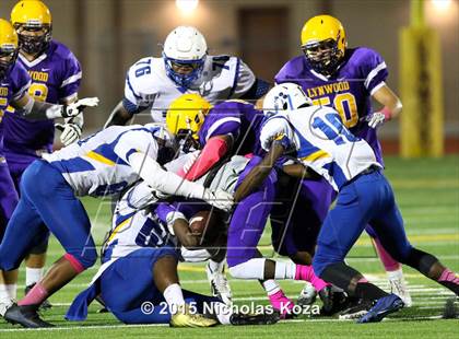Thumbnail 1 in  Lynwood vs. Gahr photogallery.