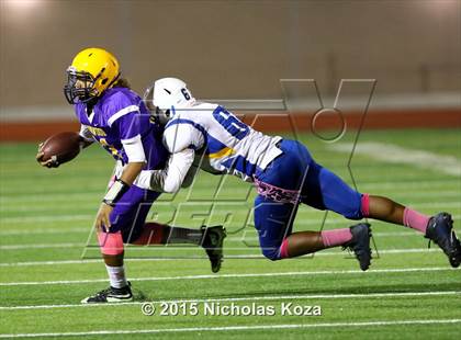 Thumbnail 1 in  Lynwood vs. Gahr photogallery.