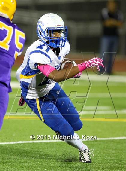 Thumbnail 1 in  Lynwood vs. Gahr photogallery.