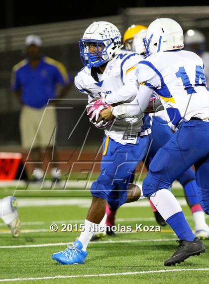 Thumbnail 2 in  Lynwood vs. Gahr photogallery.