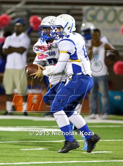 Thumbnail 1 in  Lynwood vs. Gahr photogallery.