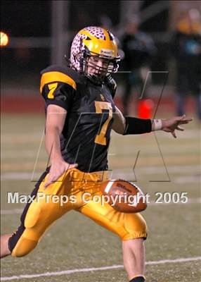 Thumbnail 3 in Rocklin vs Del Oro (D2 Section Final) photogallery.