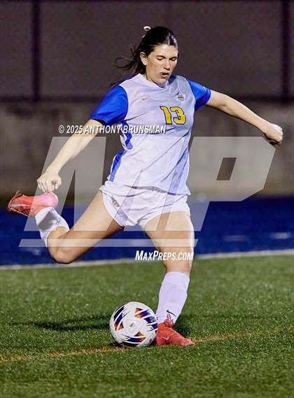 Thumbnail 1 in Lincoln vs. Twelve Bridges (CIF SJS D4 Final) photogallery.