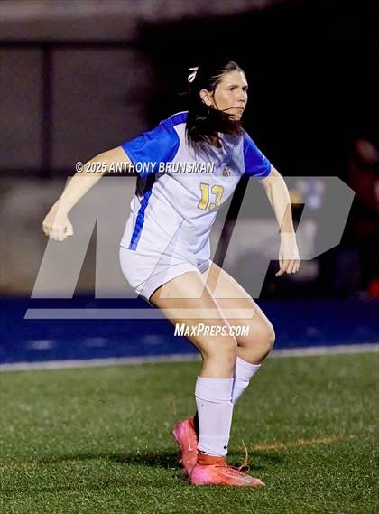 Thumbnail 2 in Lincoln vs. Twelve Bridges (CIF SJS D4 Final) photogallery.