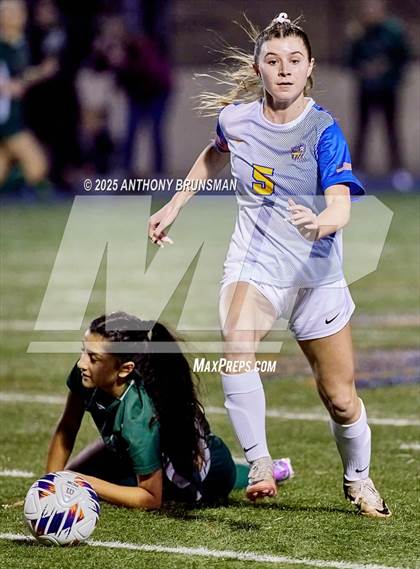 Thumbnail 3 in Lincoln vs. Twelve Bridges (CIF SJS D4 Final) photogallery.