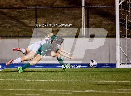 Thumbnail 1 in Lincoln vs. Twelve Bridges (CIF SJS D4 Final) photogallery.