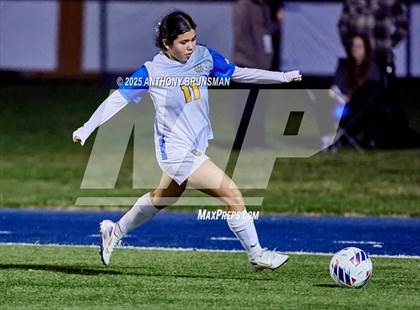 Thumbnail 2 in Lincoln vs. Twelve Bridges (CIF SJS D4 Final) photogallery.