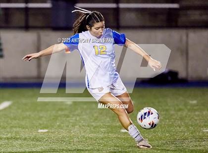 Thumbnail 3 in Lincoln vs. Twelve Bridges (CIF SJS D4 Final) photogallery.