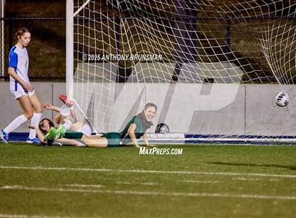 Thumbnail 2 in Lincoln vs. Twelve Bridges (CIF SJS D4 Final) photogallery.