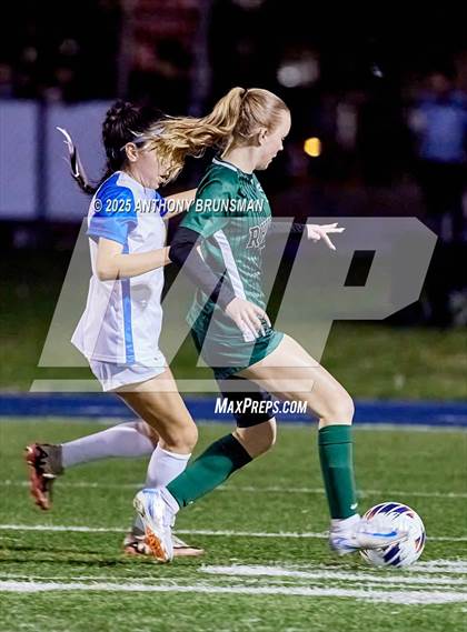 Thumbnail 2 in Lincoln vs. Twelve Bridges (CIF SJS D4 Final) photogallery.