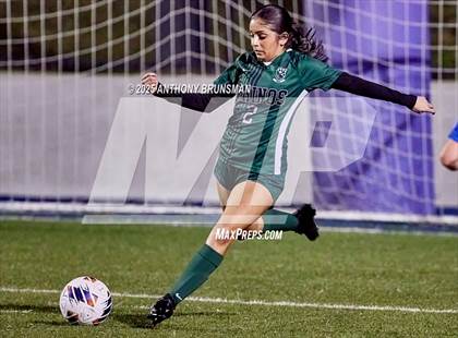 Thumbnail 2 in Lincoln vs. Twelve Bridges (CIF SJS D4 Final) photogallery.